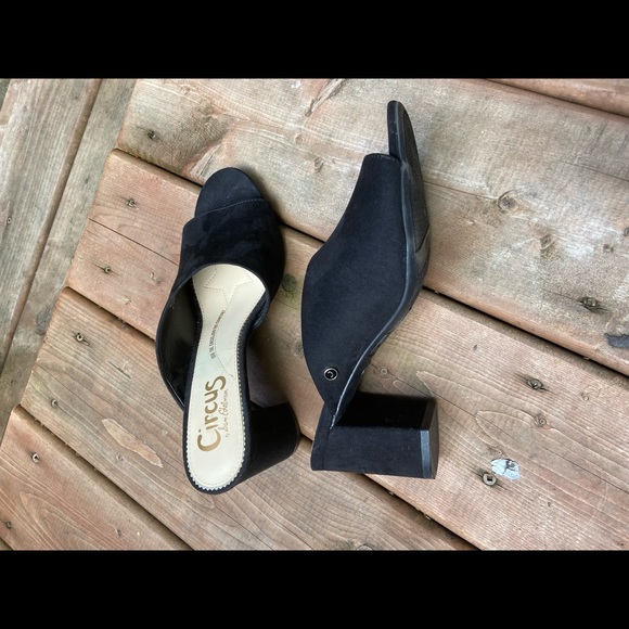 Black suede mules - Picture 2 of 8